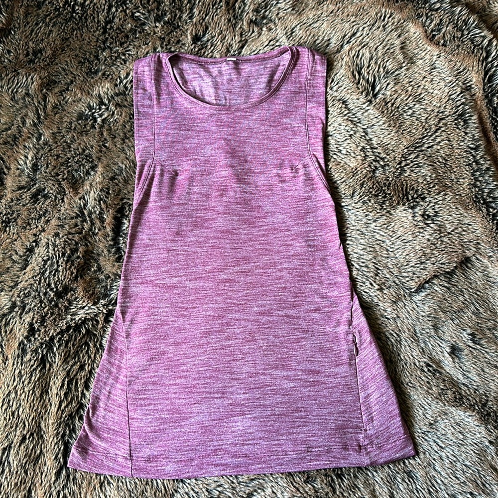 Lululemon tank top twist back cross cross running top